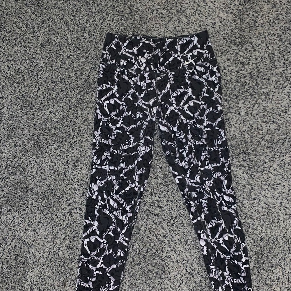 nike leggings